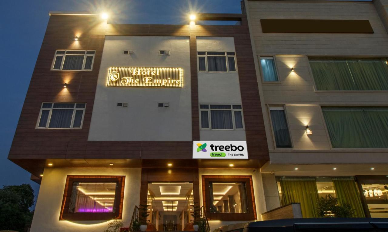 Treebo The Empire Near Taj Mahal Agra Hotell Agra  Exteriör bild